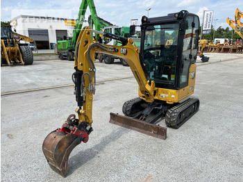 Ekskavator mini CATERPILLAR 301.8