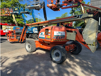 Boom artikulasi JLG 600AJ