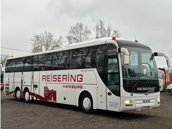 Bus pariwisata MAN Lion's Coach