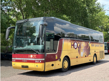 Bus pariwisata VAN HOOL