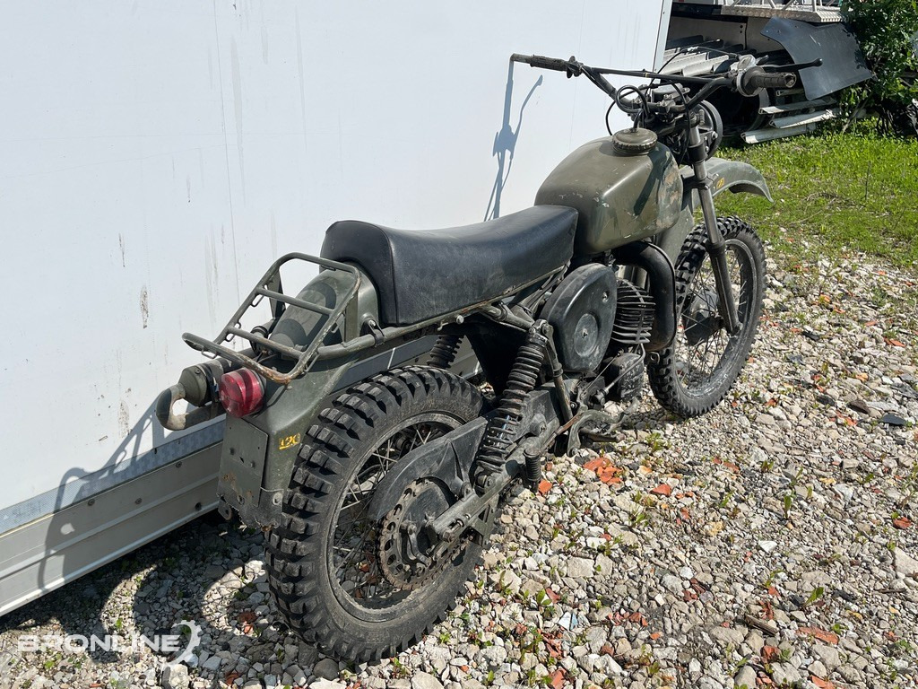 1980 HUSQVARNA MC258 AMT - Sepeda motor: gambar 3 1980 HUSQVARNA MC258 AMT - Sepeda motor: gambar 3