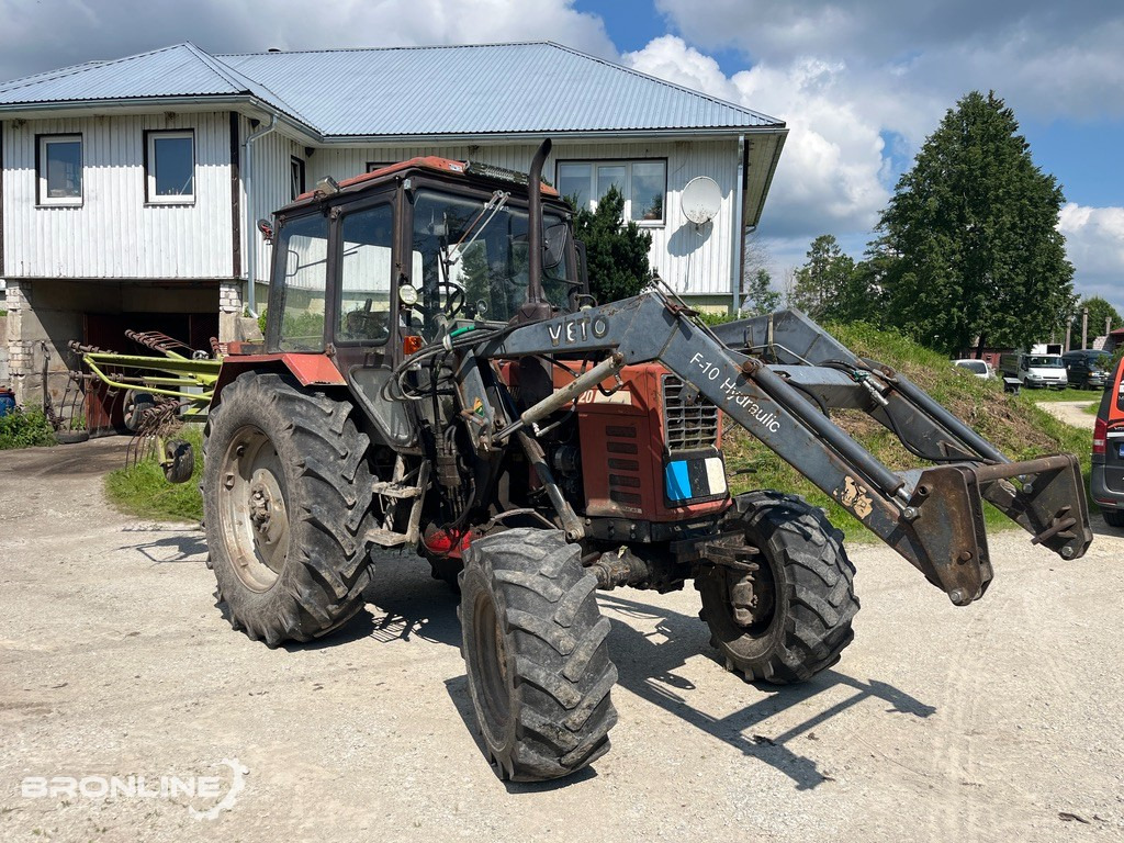 1988 MTZ 820 Traktor-laadur - Traktor: gambar 1 1988 MTZ 820 Traktor-laadur - Traktor: gambar 1
