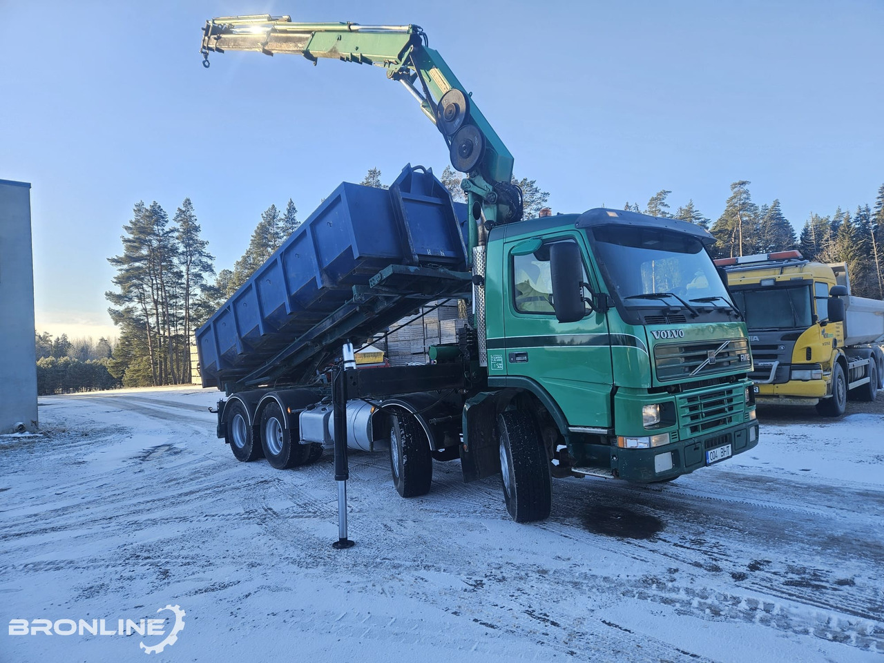 2002 Volvo FM12 8x4 Cable lift + Crane HMF - Truk pembawa sistem kabel, Truk derek: gambar 1 2002 Volvo FM12 8x4 Cable lift + Crane HMF - Truk pembawa sistem kabel, Truk derek: gambar 1