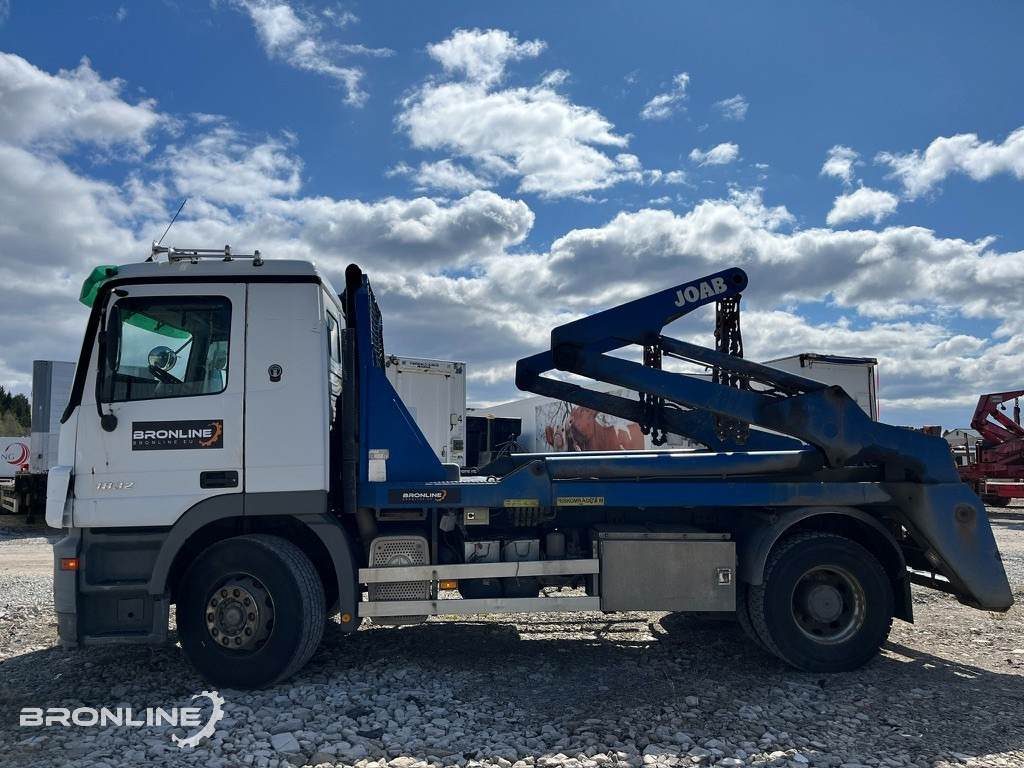 2004 Mercedes-Benz Actros 1832 Skip Loader Joab - Truk skip loader: gambar 3 2004 Mercedes-Benz Actros 1832 Skip Loader Joab - Truk skip loader: gambar 3