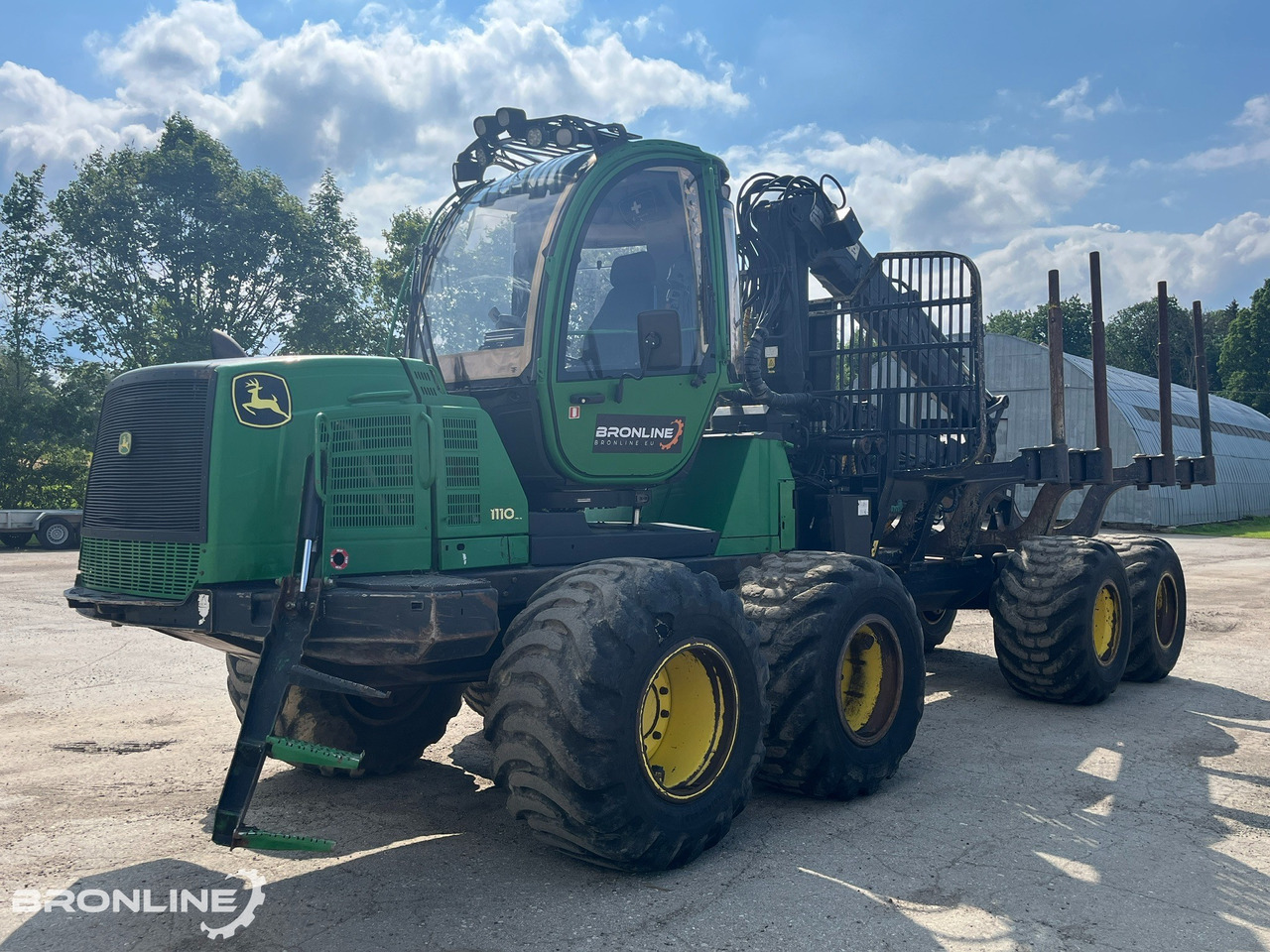 2010 John Deere 1110E Forwarder 8x8 - Forwarder: gambar 4 2010 John Deere 1110E Forwarder 8x8 - Forwarder: gambar 4