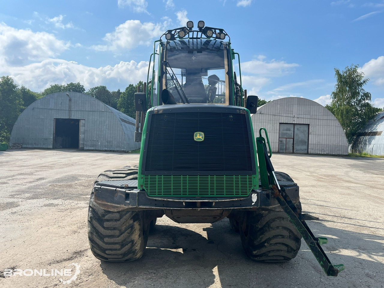 2010 John Deere 1110E Forwarder 8x8 - Forwarder: gambar 3 2010 John Deere 1110E Forwarder 8x8 - Forwarder: gambar 3