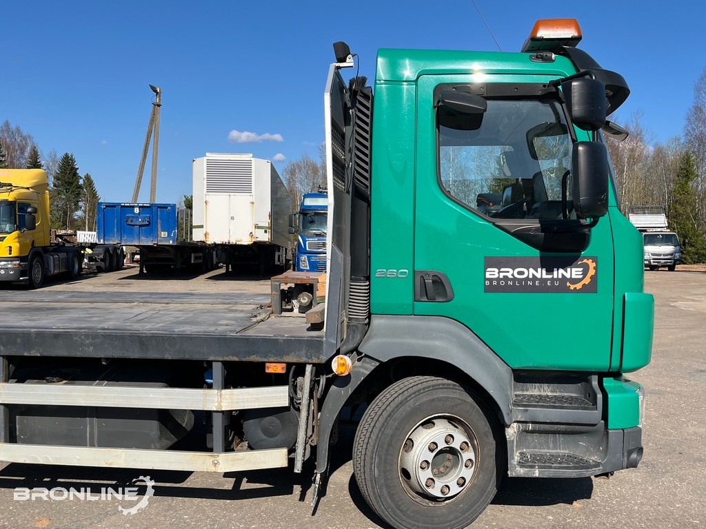 2010 VOLVO FL 260 Puksiir - Truk flatbed: gambar 4 2010 VOLVO FL 260 Puksiir - Truk flatbed: gambar 4