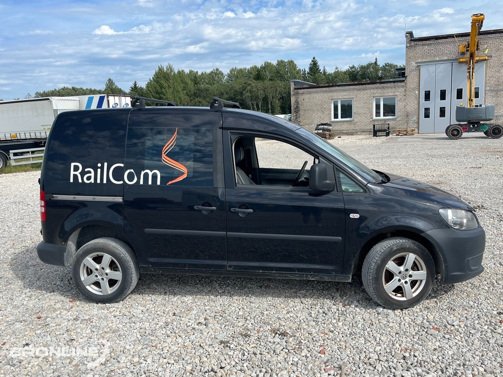 2011 Volkswagen Caddy 4x4 2.0 81kW - Mobil: gambar 3 2011 Volkswagen Caddy 4x4 2.0 81kW - Mobil: gambar 3
