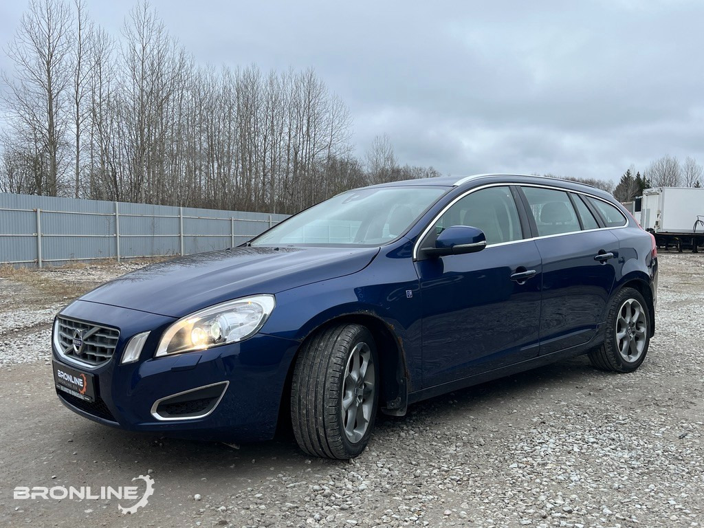 2011 Volvo V60 1.6 84kW Low mileage - Mobil: gambar 2 2011 Volvo V60 1.6 84kW Low mileage - Mobil: gambar 2