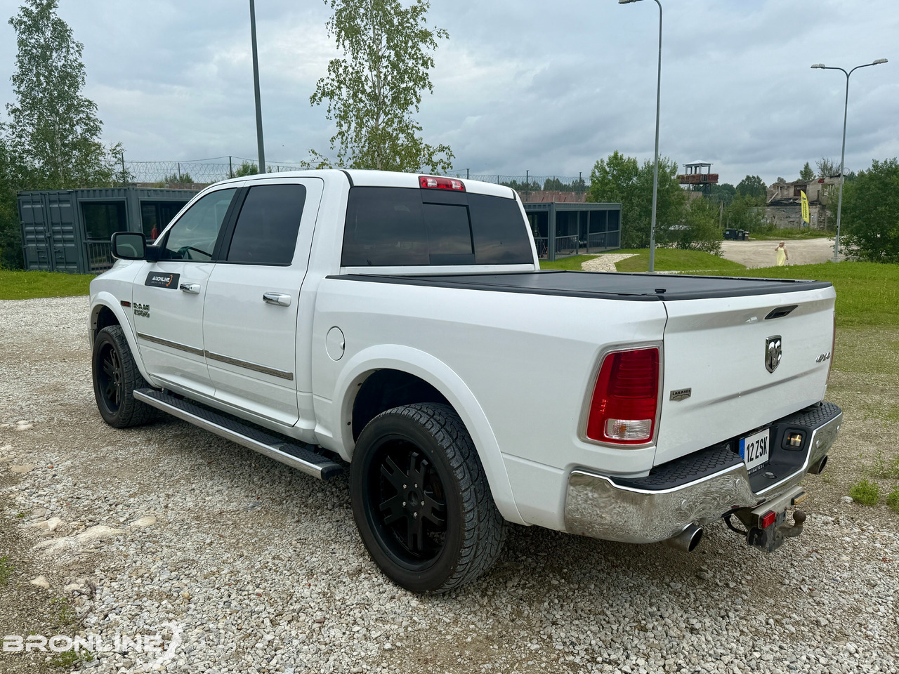 2016 RAM 1500 Laramie 3.0d 179kW N1G - Mobil: gambar 5 2016 RAM 1500 Laramie 3.0d 179kW N1G - Mobil: gambar 5