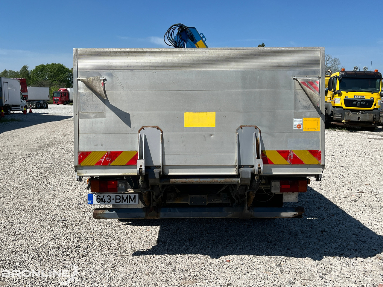 VOLVO FL611 + Palfinger PK 8200 - Truk flatbed, Truk derek: gambar 4 VOLVO FL611 + Palfinger PK 8200 - Truk flatbed, Truk derek: gambar 4
