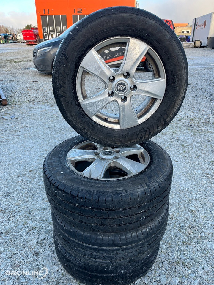 Veljekomplekt suverehvidega 215/65/R16 - Roda untuk Van pengiriman: gambar 2 Veljekomplekt suverehvidega 215/65/R16 - Roda untuk Van pengiriman: gambar 2