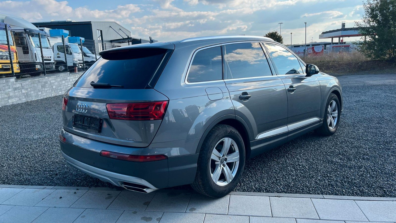 Audi Q7 3.0 TDI quattro Standheizung Allradl. Luftfe - Mobil SUV: gambar 4 Audi Q7 3.0 TDI quattro Standheizung Allradl. Luftfe - Mobil SUV: gambar 4