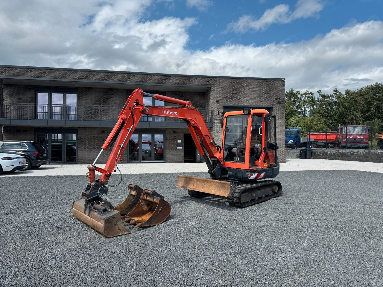 Kubota KX 121-3a KX121 Minibagger Monoausleger 3xLöffel - Ekskavator mini: gambar 1 Kubota KX 121-3a KX121 Minibagger Monoausleger 3xLöffel - Ekskavator mini: gambar 1