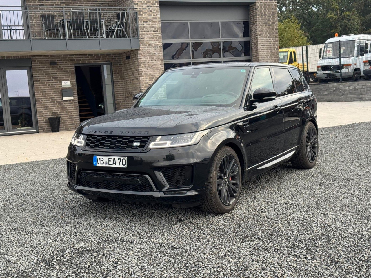 Land Rover Range Rover Sport Autobiography Dynamic 22"Black - Mobil SUV: gambar 2 Land Rover Range Rover Sport Autobiography Dynamic 22"Black - Mobil SUV: gambar 2