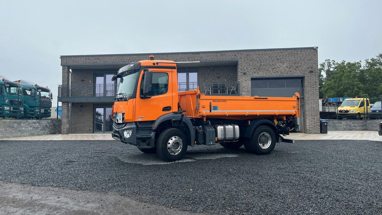 Mercedes-Benz Arocs 1835 Dreiseitenikpper Meiller - Truk jungkit: gambar 1 Mercedes-Benz Arocs 1835 Dreiseitenikpper Meiller - Truk jungkit: gambar 1