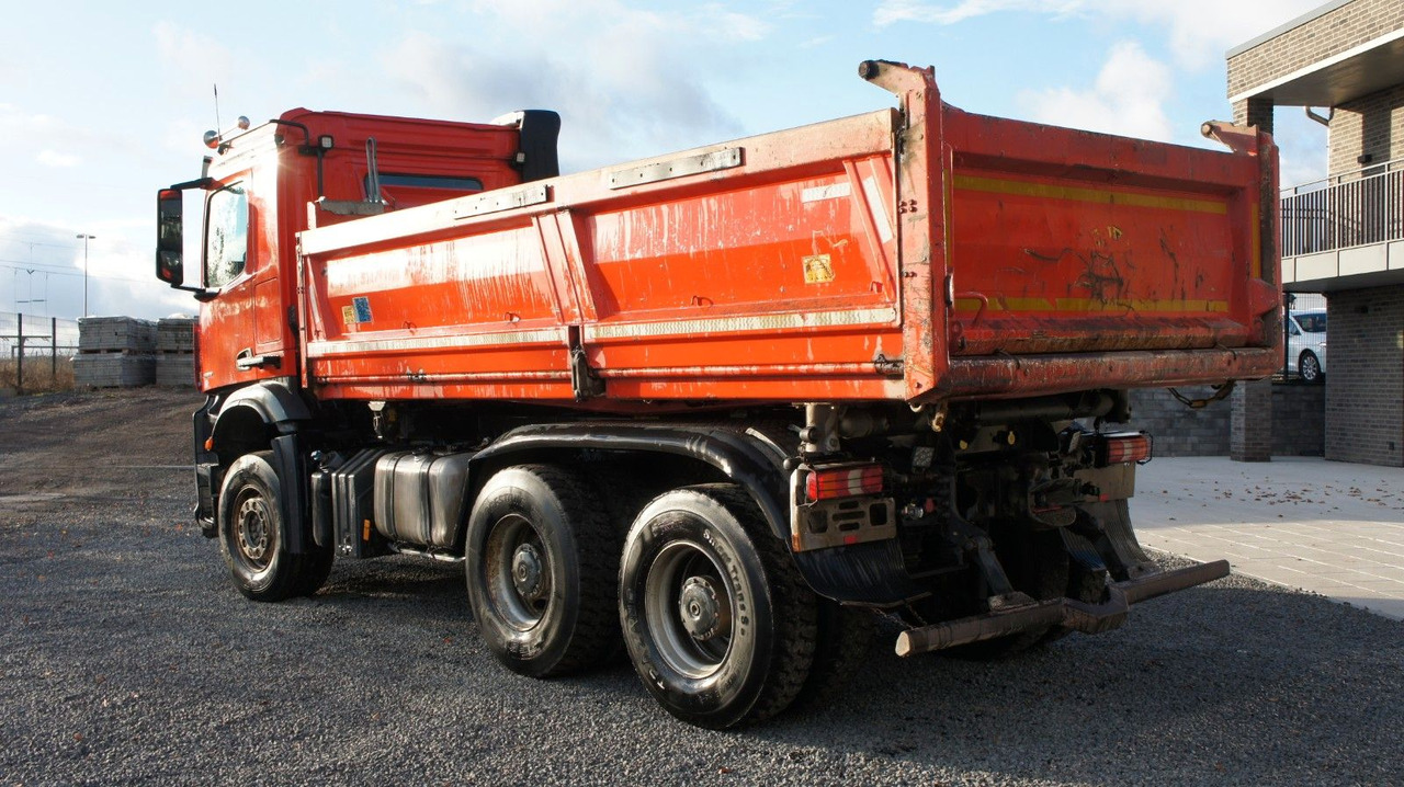 Mercedes-Benz Arocs 2653 Dreiseitenkipper Meiller Bordmatik - Truk jungkit: gambar 5 Mercedes-Benz Arocs 2653 Dreiseitenkipper Meiller Bordmatik - Truk jungkit: gambar 5