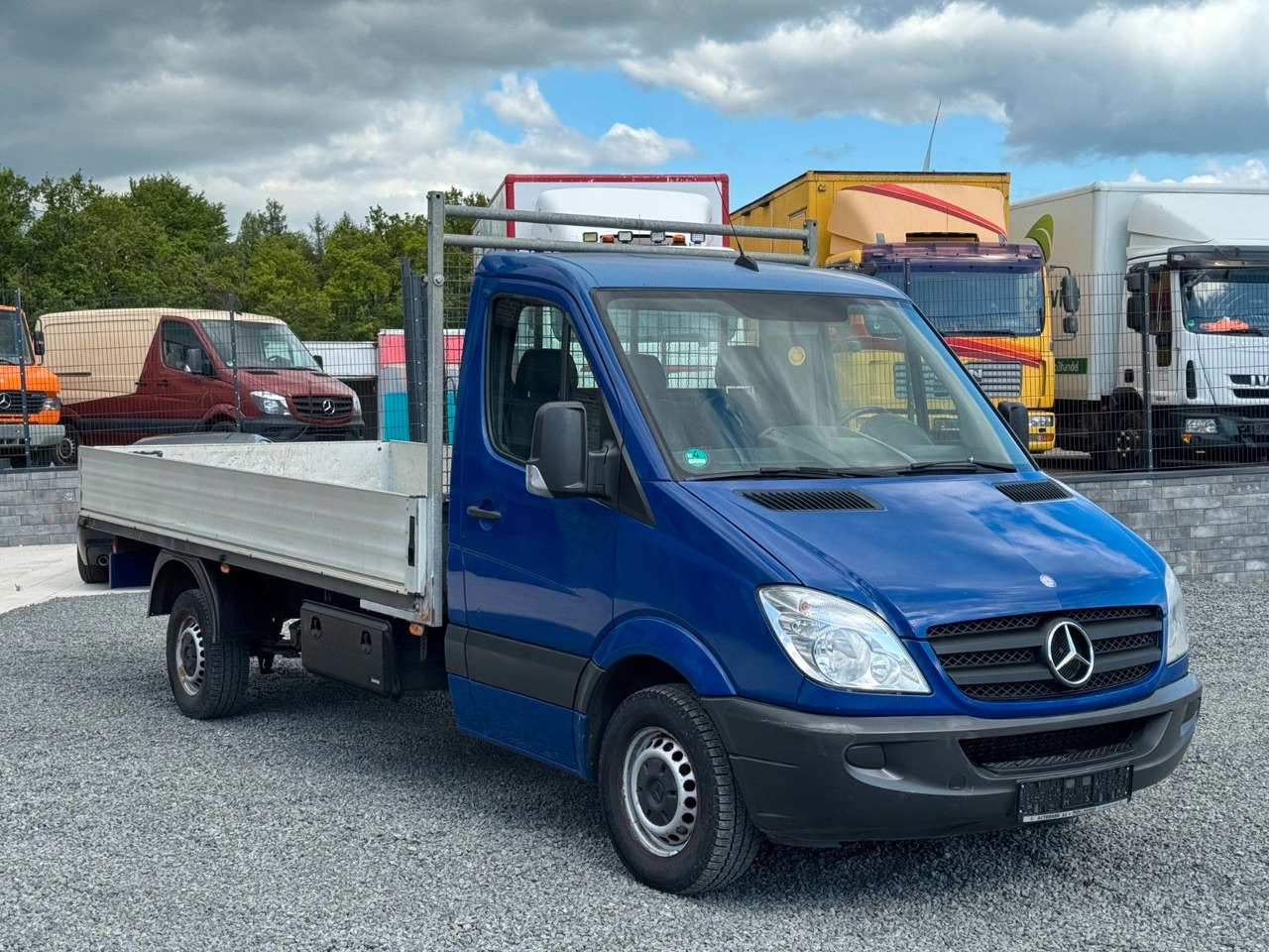 Mercedes-Benz Sprinter 316 CDI Pritsche - Van flatbed: gambar 3 Mercedes-Benz Sprinter 316 CDI Pritsche - Van flatbed: gambar 3