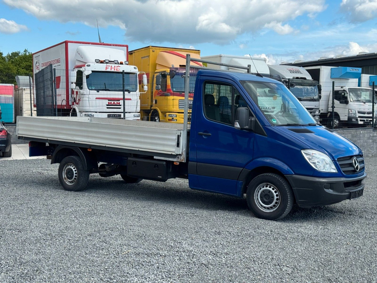 Mercedes-Benz Sprinter 316 CDI Pritsche - Van flatbed: gambar 4 Mercedes-Benz Sprinter 316 CDI Pritsche - Van flatbed: gambar 4