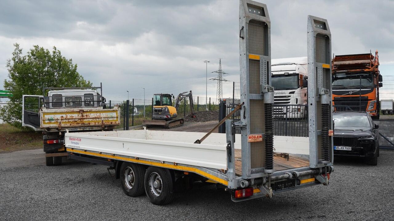 Möslein TTS 11 Tieflader Rampen Tandem Gigant - Trailer low bed: gambar 2 Möslein TTS 11 Tieflader Rampen Tandem Gigant - Trailer low bed: gambar 2