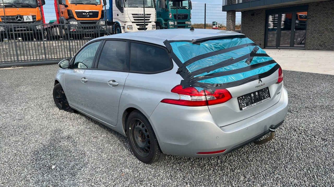 Peugeot 308 SW Active - Station wagon: gambar 5 Peugeot 308 SW Active - Station wagon: gambar 5