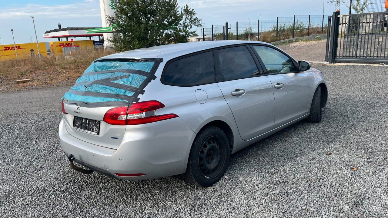 Peugeot 308 SW Active - Station wagon: gambar 4 Peugeot 308 SW Active - Station wagon: gambar 4
