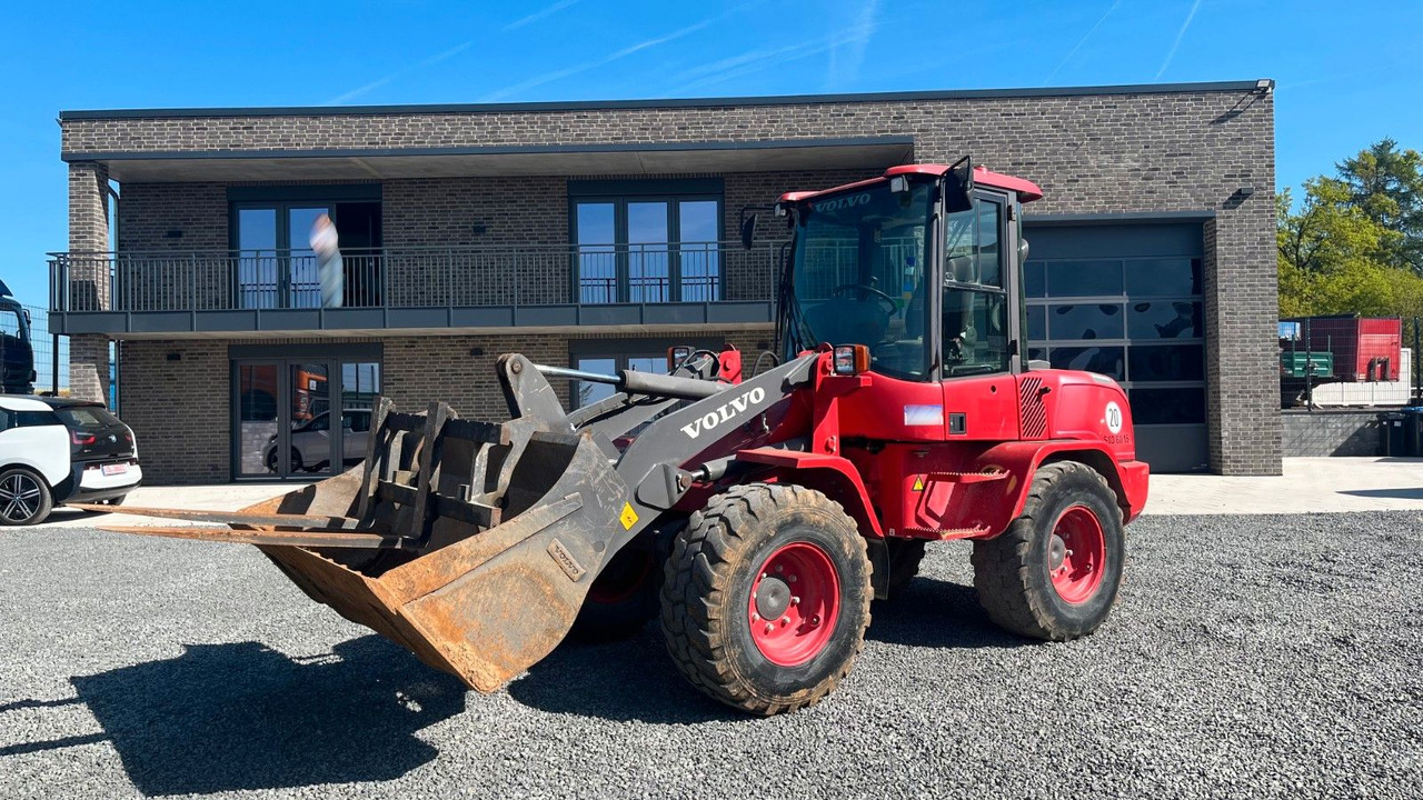 Volvo L35G Radlader 7200 Kg Schaufel Gabel Volvo L35G Radlader 7200 Kg Schaufel Gabel - Wheel loader: gambar 2 Volvo L35G Radlader 7200 Kg Schaufel Gabel Volvo L35G Radlader 7200 Kg Schaufel Gabel - Wheel loader: gambar 2