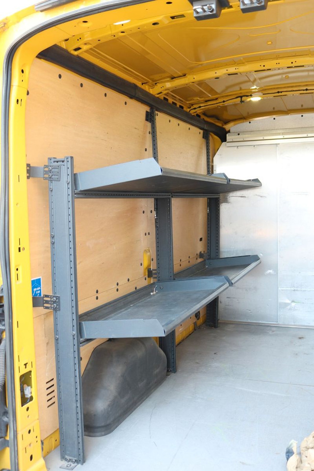 Ford TRANSIT TREND L2 Hochdach + Schiebetür Trennwand - Van kecil: gambar 4 Ford TRANSIT TREND L2 Hochdach + Schiebetür Trennwand - Van kecil: gambar 4