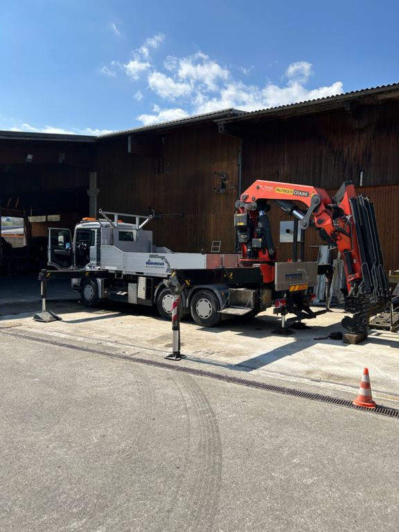 MAN TGS 33 . 440 6x4 Palfinger P K 74002 Seilwinde MAN TGS 33 . 440 6x4 Palfinger P K 74002 Seilwinde - Truk derek, Truk flatbed: gambar 4 MAN TGS 33 . 440 6x4 Palfinger P K 74002 Seilwinde MAN TGS 33 . 440 6x4 Palfinger P K 74002 Seilwinde - Truk derek, Truk flatbed: gambar 4
