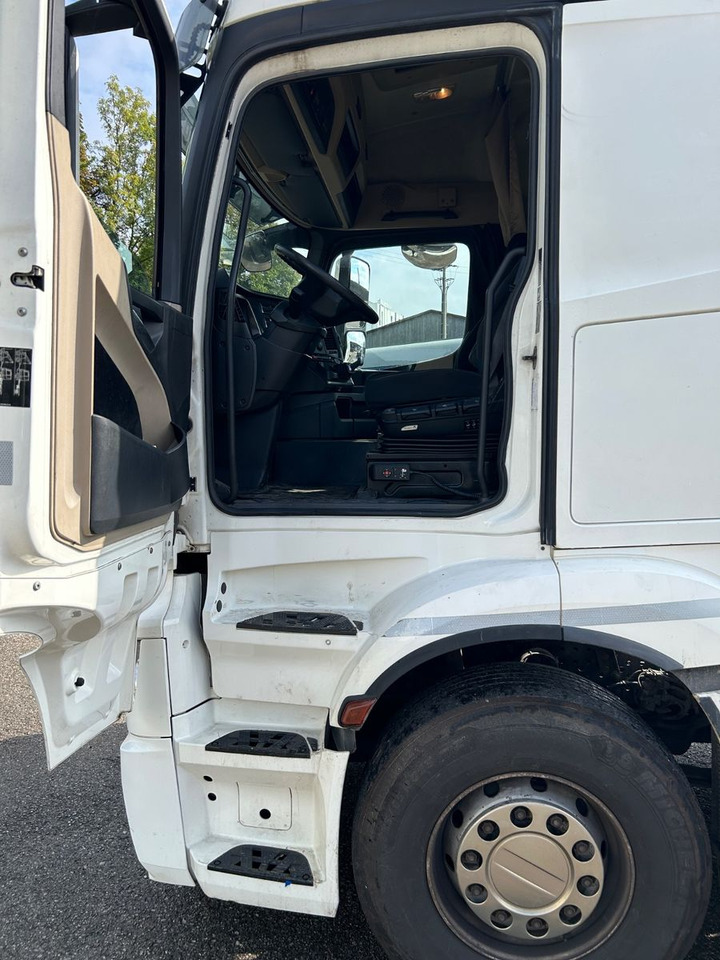Mercedes-Benz Actros 2646 6x2 BL - Hook lift: gambar 3 Mercedes-Benz Actros 2646 6x2 BL - Hook lift: gambar 3
