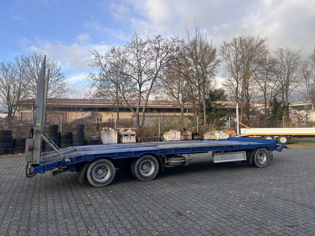 3 Achs Tiefladeranhänger - Trailer low bed: gambar 1 3 Achs Tiefladeranhänger - Trailer low bed: gambar 1
