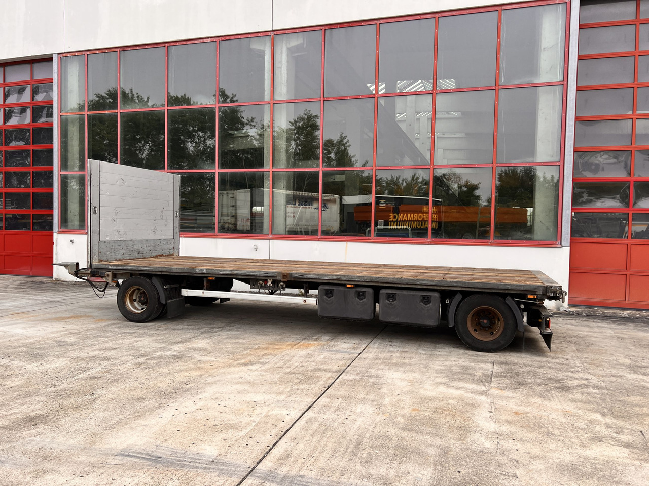 Ackermann PA-F 18/7.4E 2 Achs Jumboanhänger Mega - Trailer low bed: gambar 4 Ackermann PA-F 18/7.4E 2 Achs Jumboanhänger Mega - Trailer low bed: gambar 4
