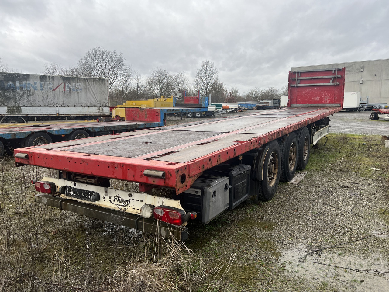 Fliegl SDS350 3 Achs Sattelauflieger - Semi-trailer flatbed: gambar 3 Fliegl SDS350 3 Achs Sattelauflieger - Semi-trailer flatbed: gambar 3