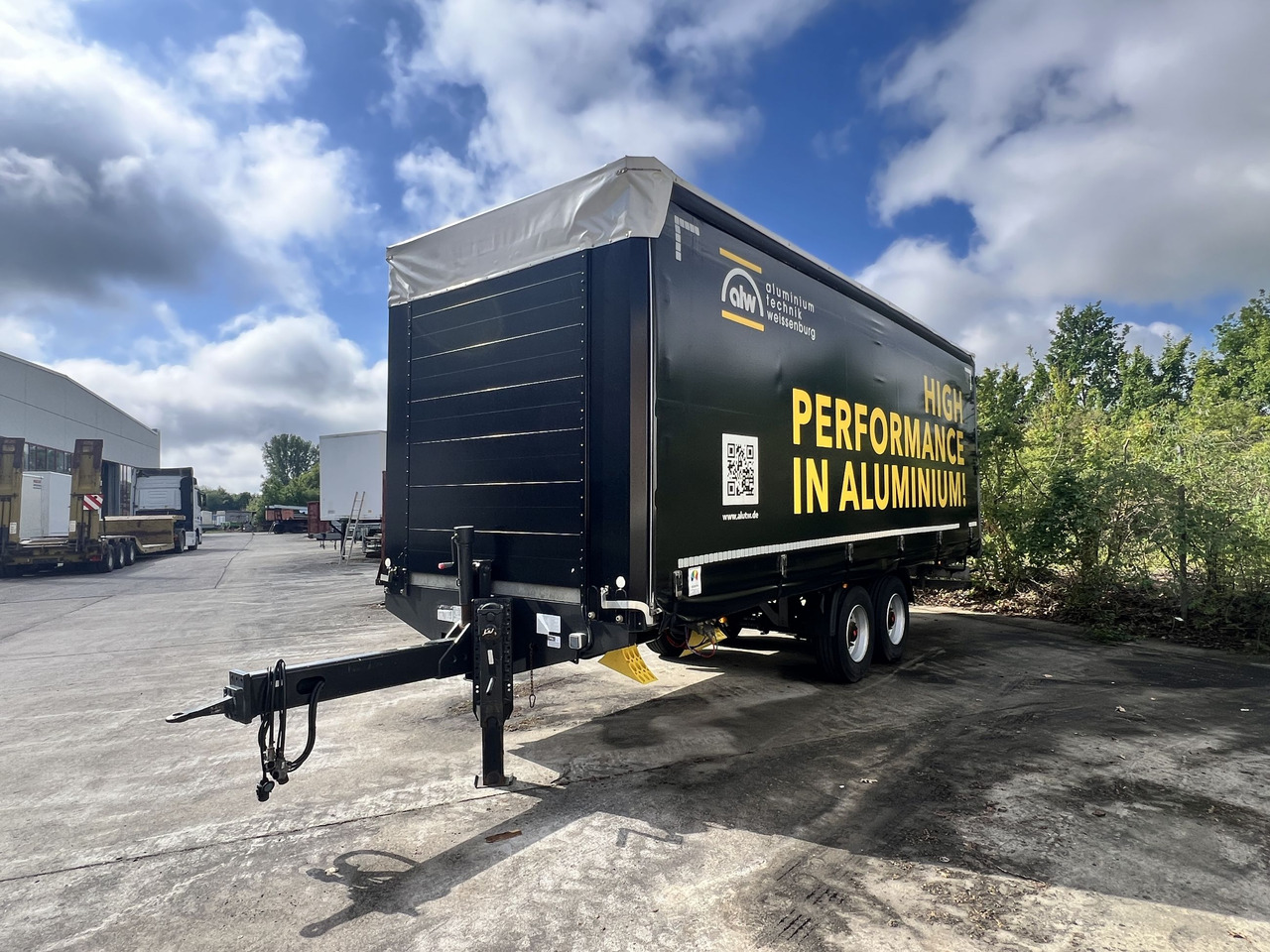 Fliegl TPS135 13,5 t Tandemplanenanhänger, neuwertig - Trailer dengan terpal samping: gambar 4 Fliegl TPS135 13,5 t Tandemplanenanhänger, neuwertig - Trailer dengan terpal samping: gambar 4