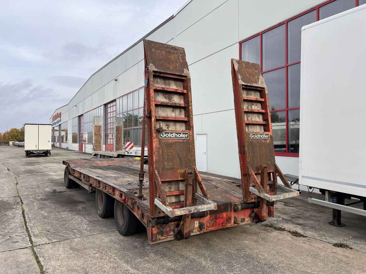 Goldhofer 3 Achs Tiefladeranhänger - Trailer low bed: gambar 5 Goldhofer 3 Achs Tiefladeranhänger - Trailer low bed: gambar 5