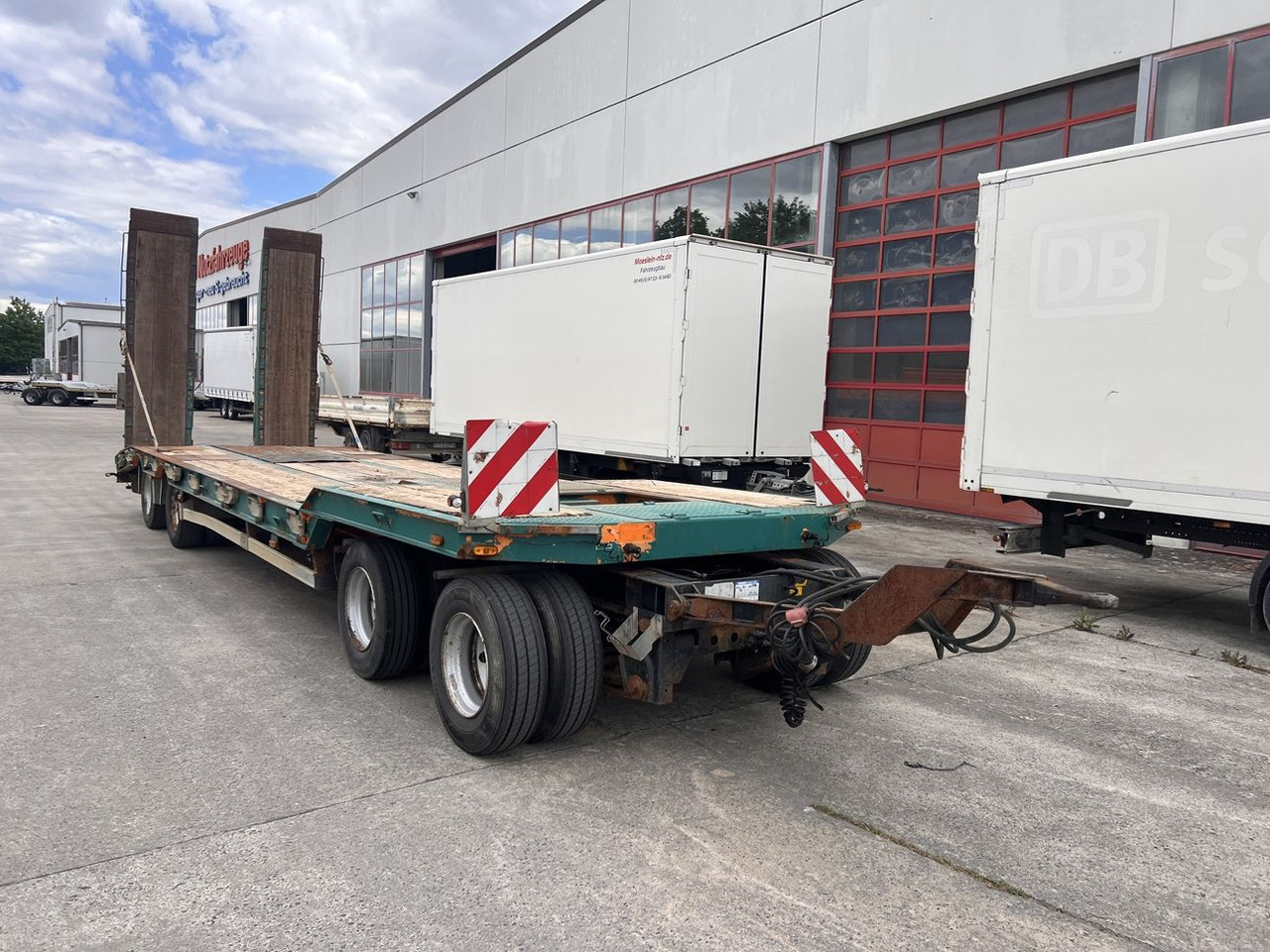 Humbaur HTD 409525-4A 4 Achs Tiefladeranhänger, kein Müller Mitteltal - Trailer low bed: gambar 4 Humbaur HTD 409525-4A 4 Achs Tiefladeranhänger, kein Müller Mitteltal - Trailer low bed: gambar 4