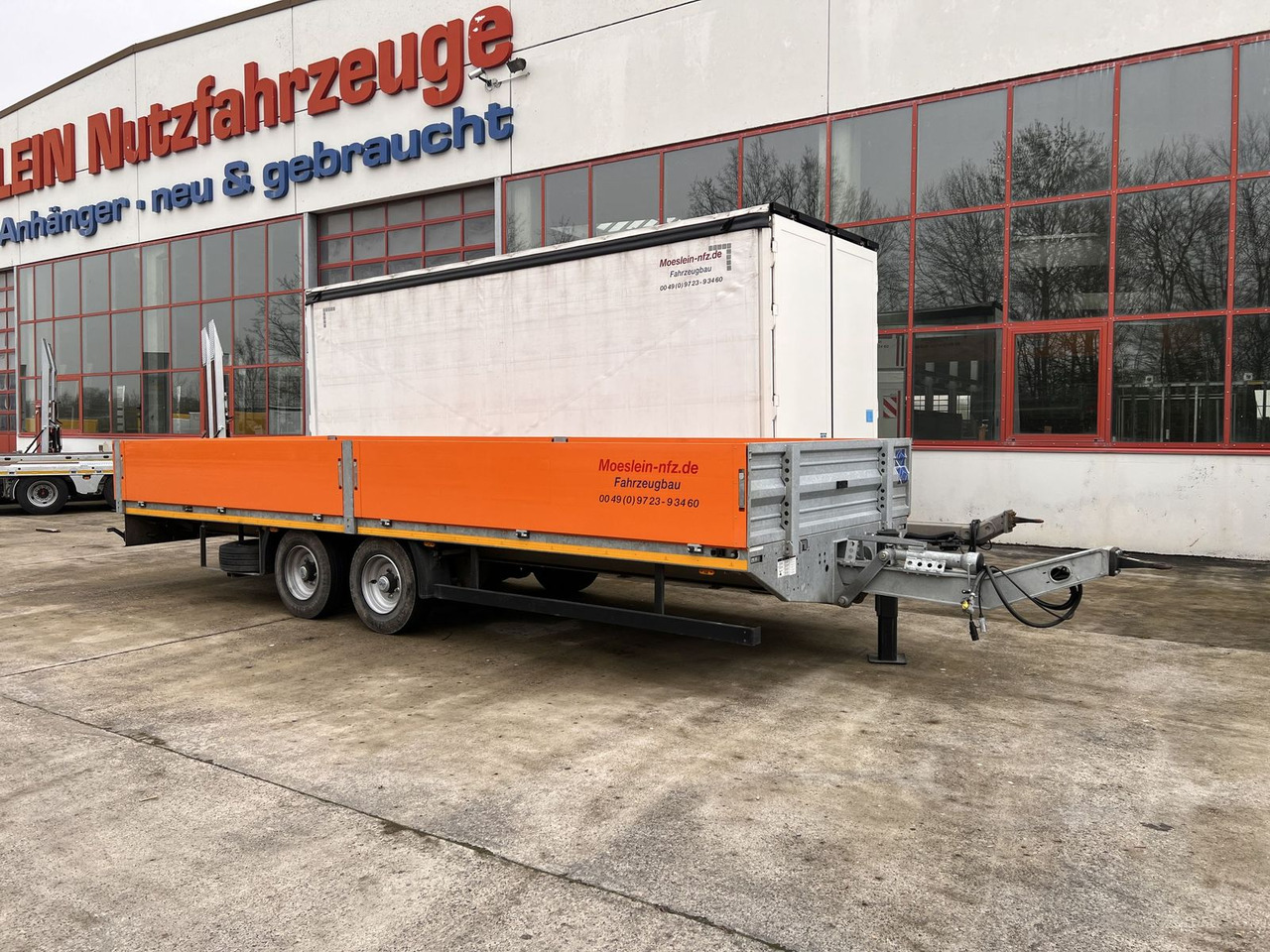 Möslein 13 t Pritschenanhänger- Tieflader, wenig Benutz - Trailer flatbed: gambar 2 Möslein 13 t Pritschenanhänger- Tieflader, wenig Benutz - Trailer flatbed: gambar 2
