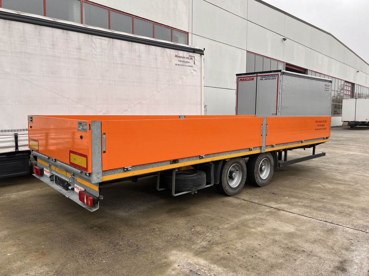Möslein 13 t Pritschenanhänger- Tieflader, wenig Benutz - Trailer flatbed: gambar 4 Möslein 13 t Pritschenanhänger- Tieflader, wenig Benutz - Trailer flatbed: gambar 4