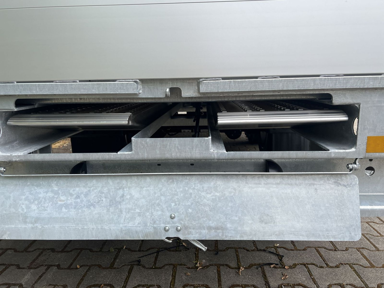 Möslein 14,4 t GG Tandem- Pritschenanhänger- Tieflader - Trailer flatbed: gambar 5 Möslein 14,4 t GG Tandem- Pritschenanhänger- Tieflader - Trailer flatbed: gambar 5