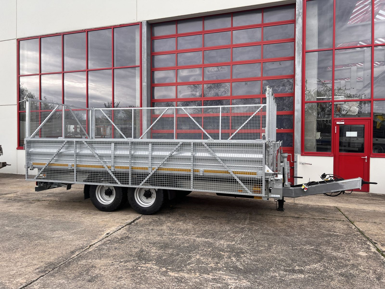 Möslein 14 t Tandem- Kipper Tieflader 5,70 m lang, Brei - Trailer jungkit: gambar 5 Möslein 14 t Tandem- Kipper Tieflader 5,70 m lang, Brei - Trailer jungkit: gambar 5