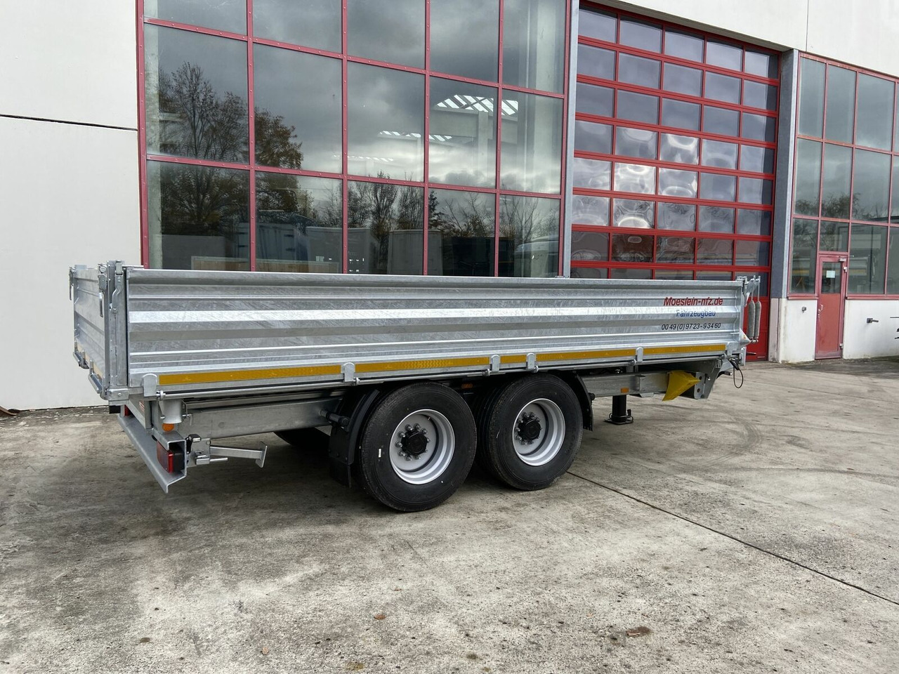 Möslein 14 t Tandem- Kipper Tieflader 5,70 m lang, Brei - Trailer jungkit: gambar 4 Möslein 14 t Tandem- Kipper Tieflader 5,70 m lang, Brei - Trailer jungkit: gambar 4