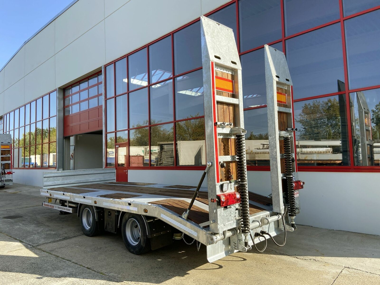 Möslein 19 t Tandemtieflader, Luftgefedert, NEU - Trailer low bed: gambar 4 Möslein 19 t Tandemtieflader, Luftgefedert, NEU - Trailer low bed: gambar 4