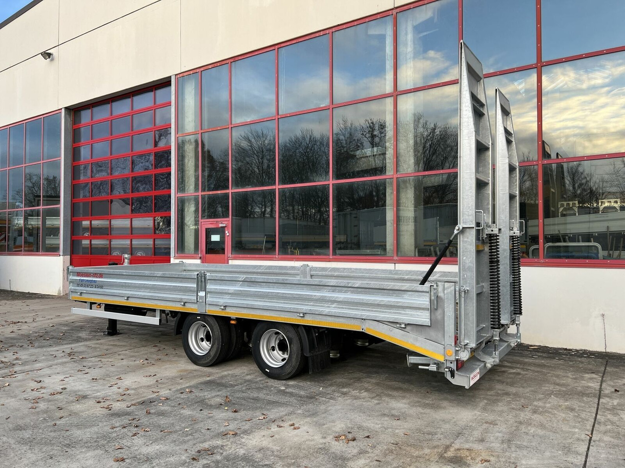 Möslein 19 t Tandemtieflader-- Neufahrzeug -- - Trailer low bed: gambar 4 Möslein 19 t Tandemtieflader-- Neufahrzeug -- - Trailer low bed: gambar 4