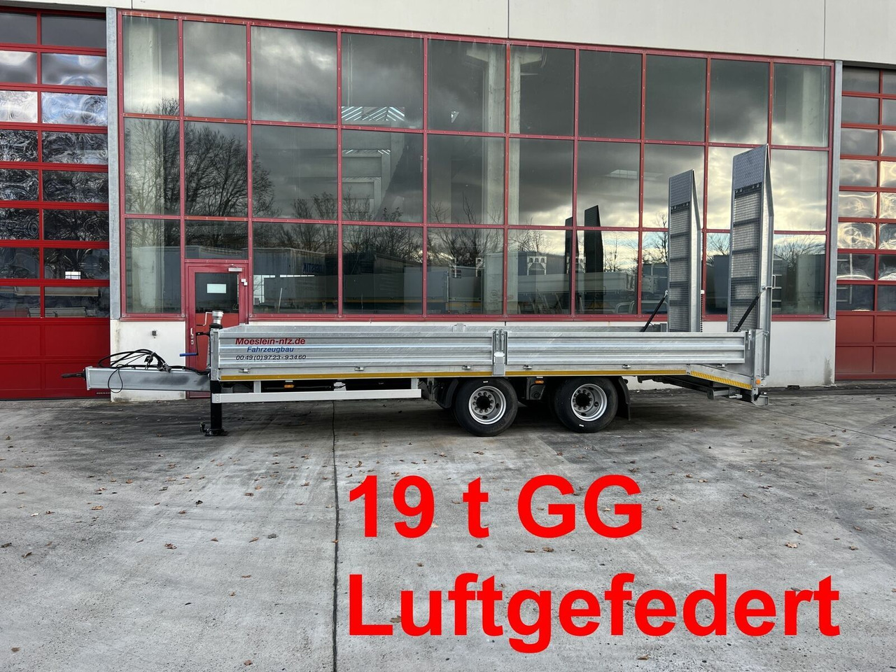 Möslein 19 t Tandemtieflader-- Neufahrzeug -- - Trailer low bed: gambar 2 Möslein 19 t Tandemtieflader-- Neufahrzeug -- - Trailer low bed: gambar 2