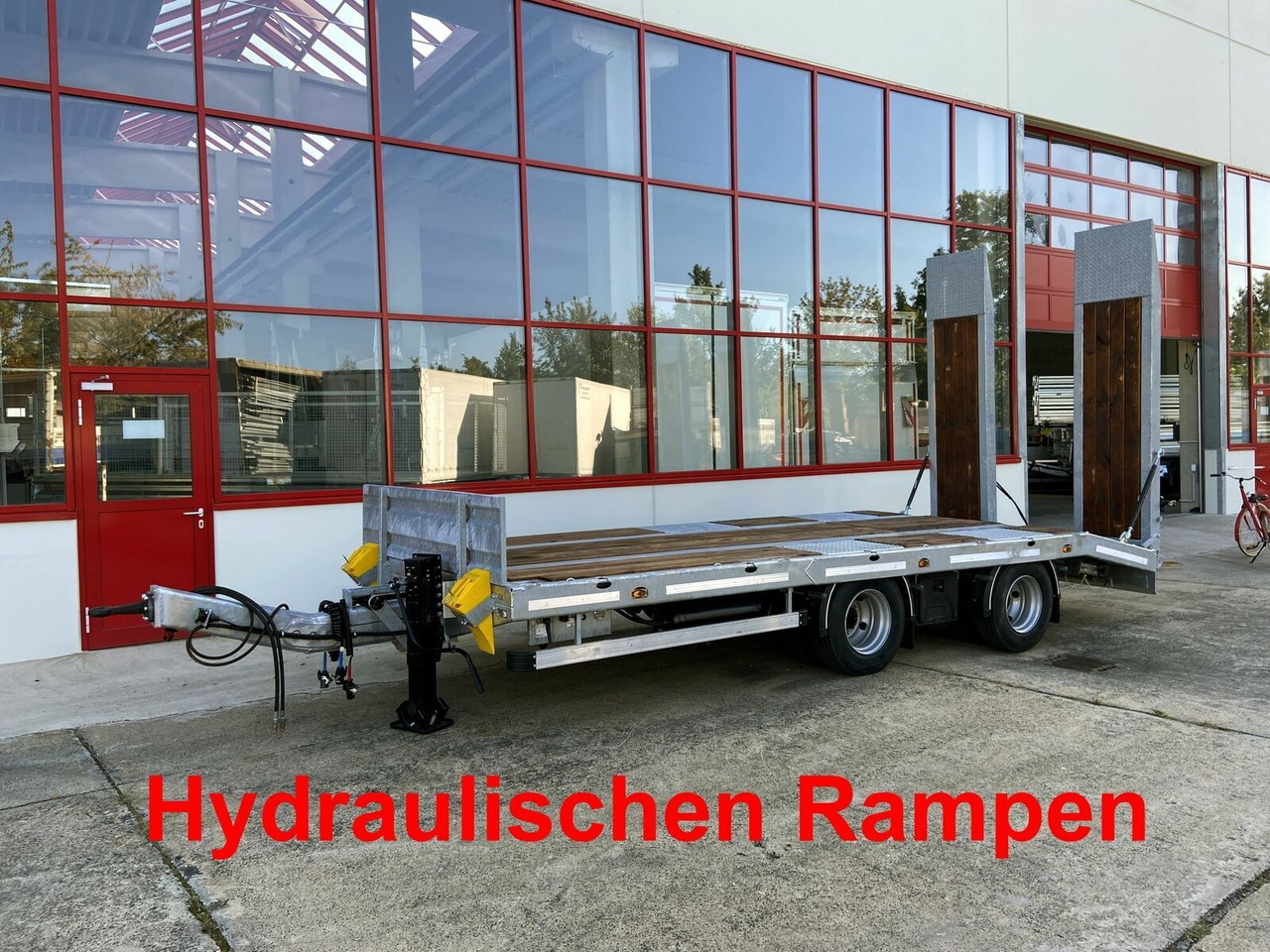 Möslein 21 t Tandemtieflader, hydr. Rampen, NEU - Trailer low bed: gambar 2 Möslein 21 t Tandemtieflader, hydr. Rampen, NEU - Trailer low bed: gambar 2