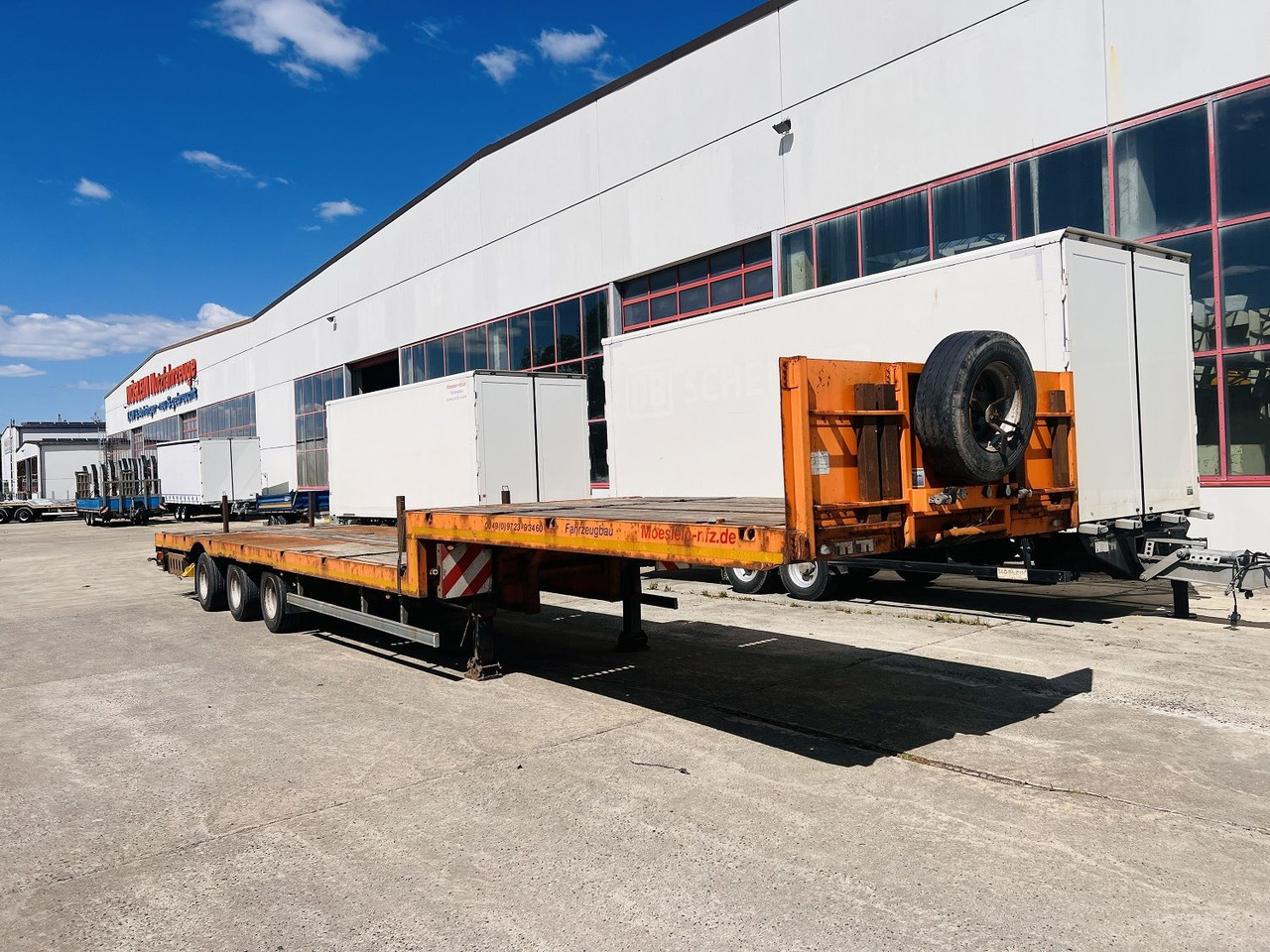 Möslein 3 Achs Satteltieflader Plato 45 t GGfür Fertigt - Semi-trailer low bed: gambar 3 Möslein 3 Achs Satteltieflader Plato 45 t GGfür Fertigt - Semi-trailer low bed: gambar 3