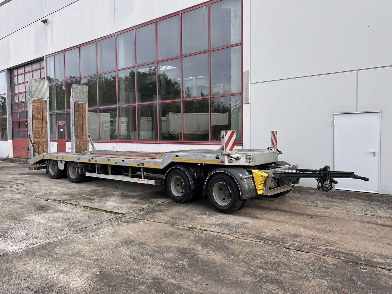 Möslein 4 Achs Tiefladeranhänger, Wenig Benutzt - Trailer low bed: gambar 2 Möslein 4 Achs Tiefladeranhänger, Wenig Benutzt - Trailer low bed: gambar 2