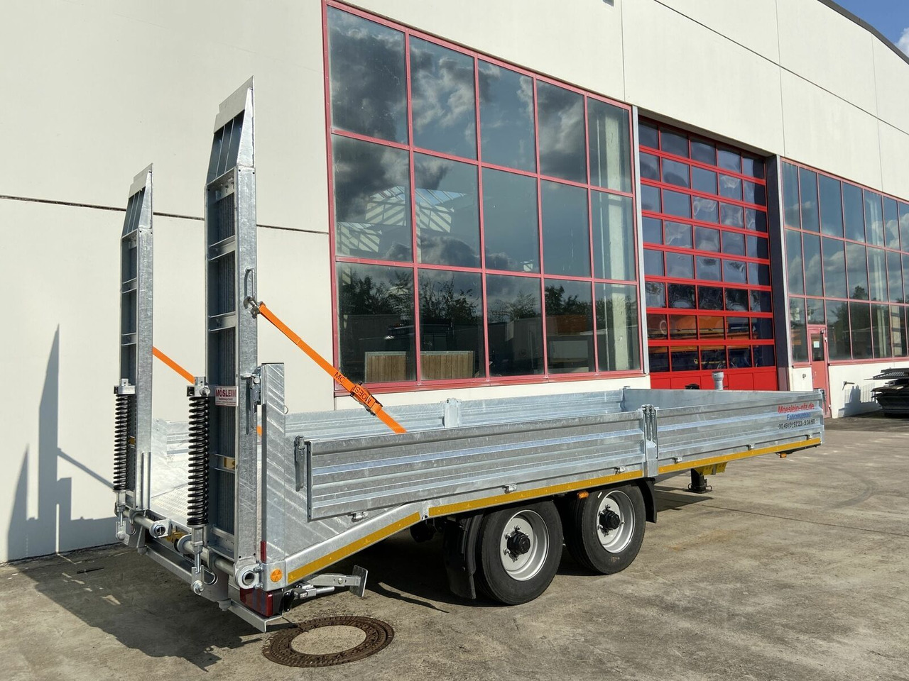 Möslein Neuer 13 t Tandemtieflader, Stahl- Boden - Trailer low bed: gambar 3 Möslein Neuer 13 t Tandemtieflader, Stahl- Boden - Trailer low bed: gambar 3