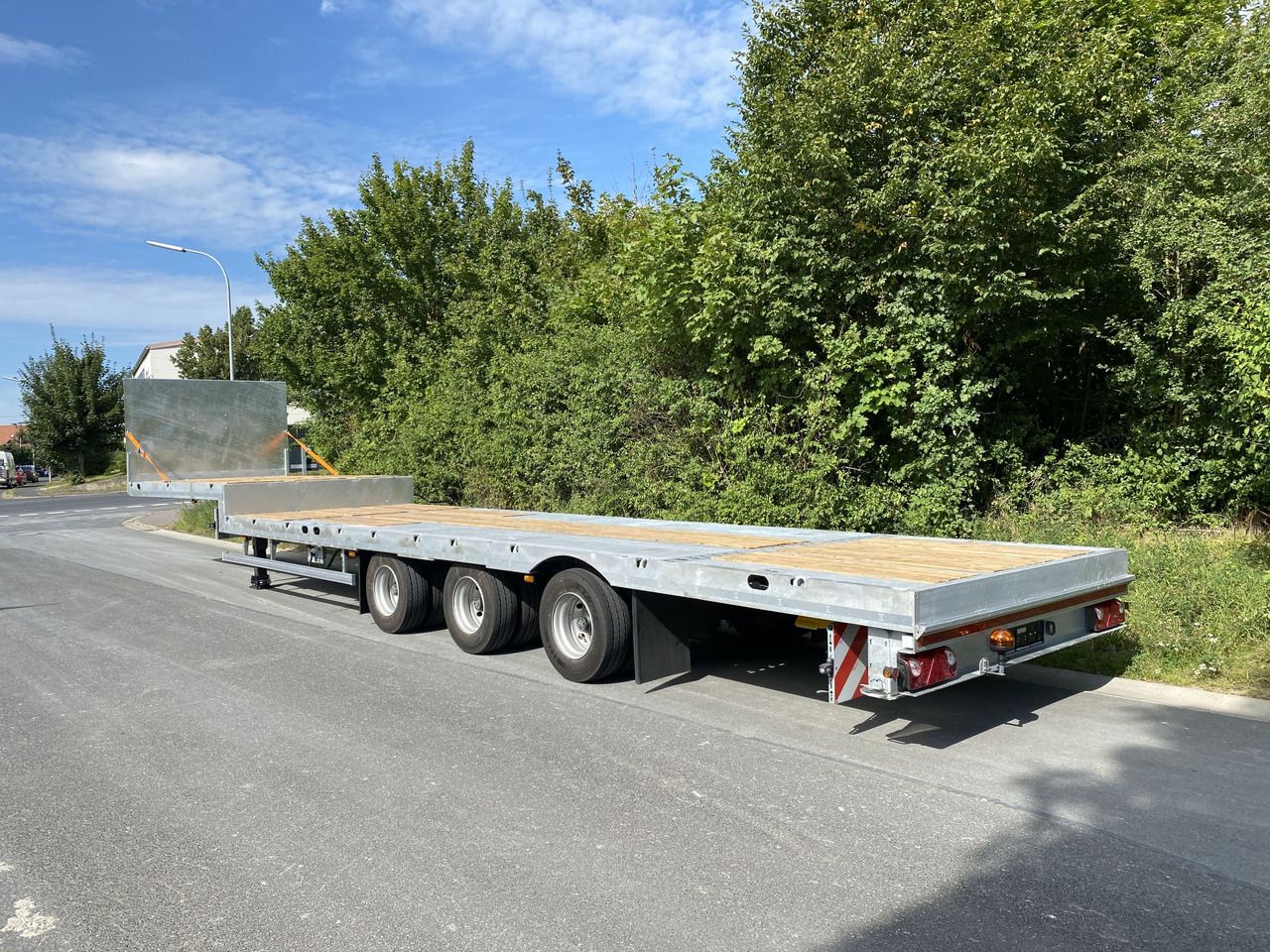 Möslein ST 3-Plato 9,4 3 Achs Satteltieflader Plato 45 t GGfür Fertigteile, Baumaschinen oder Container - Semi-trailer low bed: gambar 3 Möslein ST 3-Plato 9,4 3 Achs Satteltieflader Plato 45 t GGfür Fertigteile, Baumaschinen oder Container - Semi-trailer low bed: gambar 3