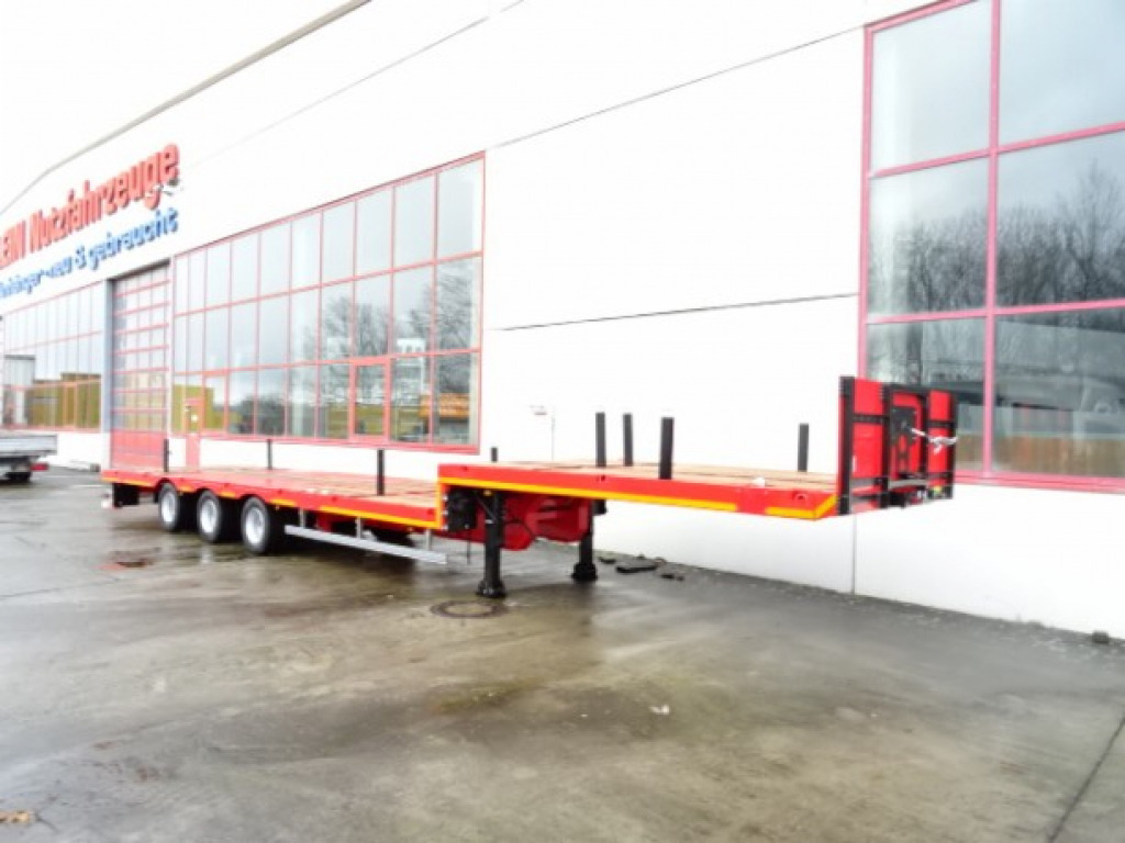 Möslein STO 3 Schwebheim 3 Achs Satteltieflader Plato - Semi-trailer low bed: gambar 1 Möslein STO 3 Schwebheim 3 Achs Satteltieflader Plato - Semi-trailer low bed: gambar 1